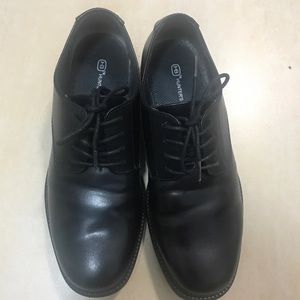 Dress shoes 👞